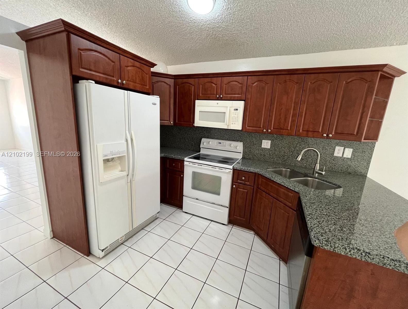 2682 W 74th Terrace — photo 7