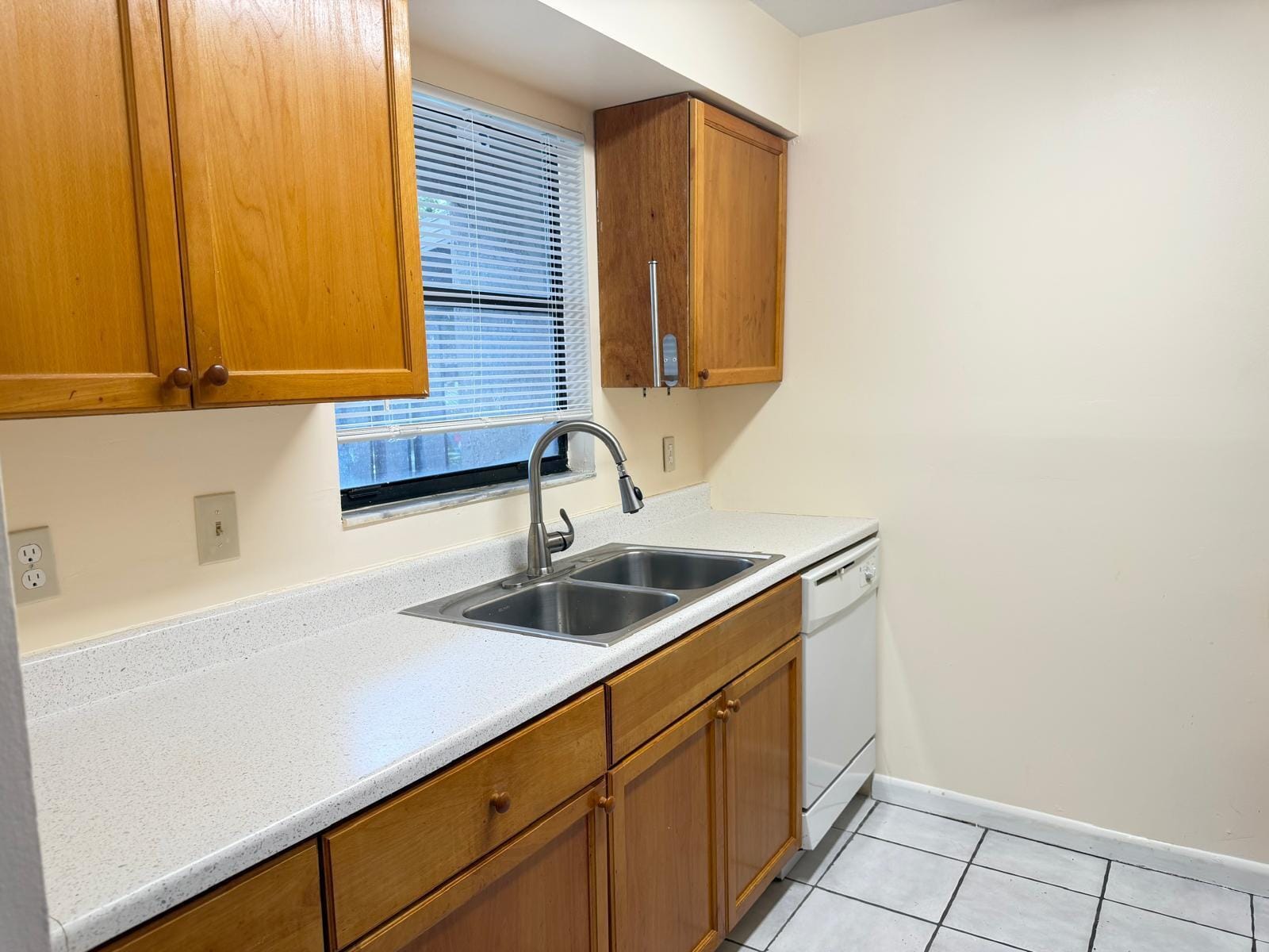 4105 INLET Circle — photo 3