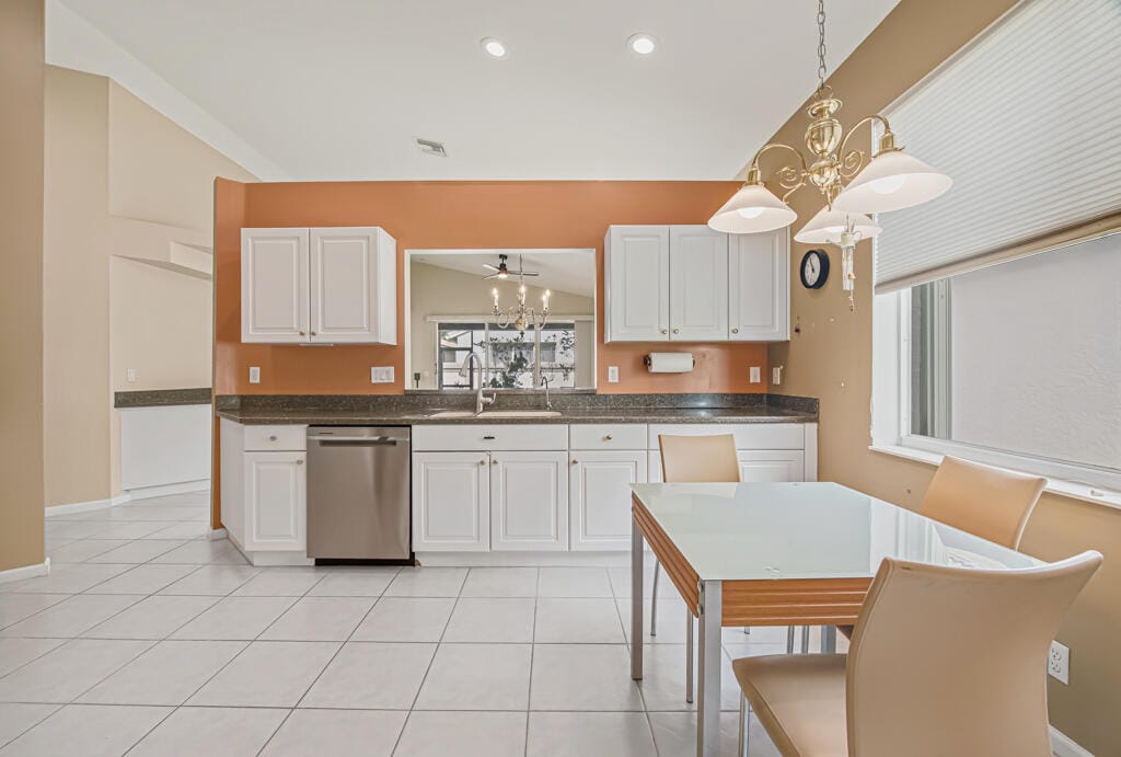 8067 BELLAFIORE Way — photo 11