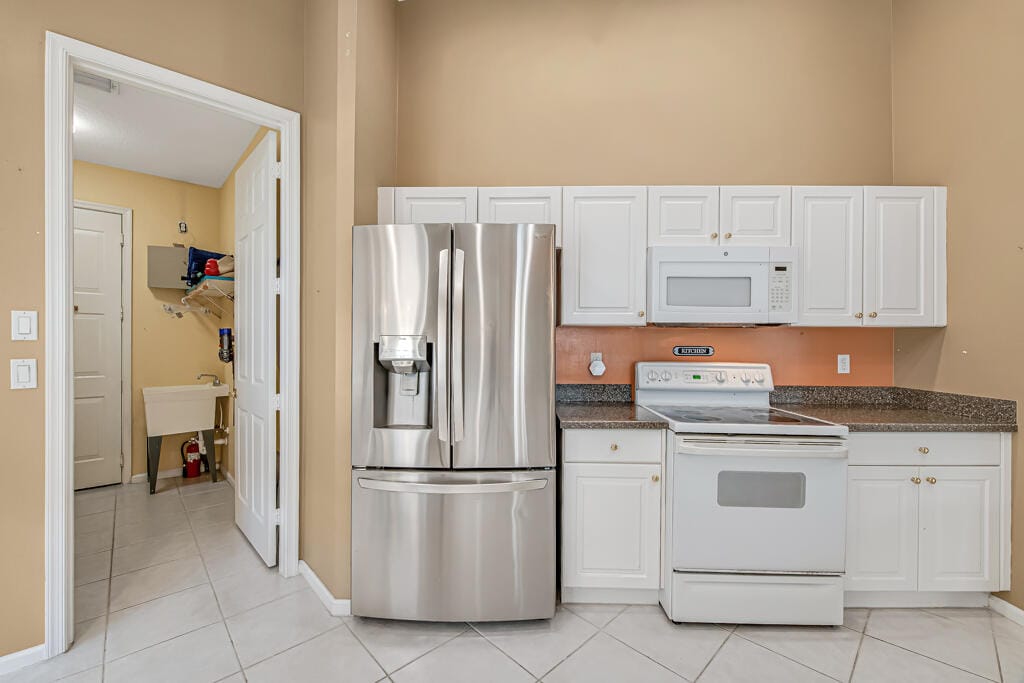 8067 BELLAFIORE Way — photo 12