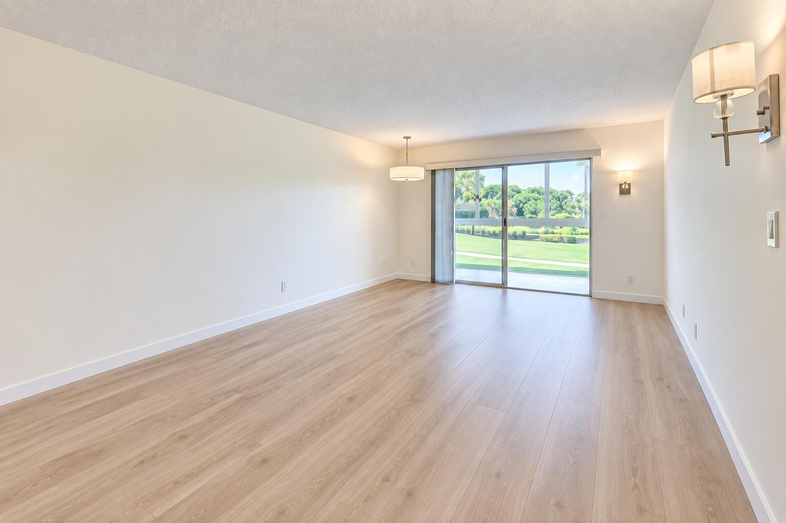 4402 MARTINIQUE Court D2 — photo 7