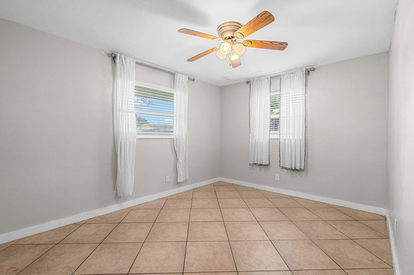 9478 SW 51ST Street 9478 — photo 9