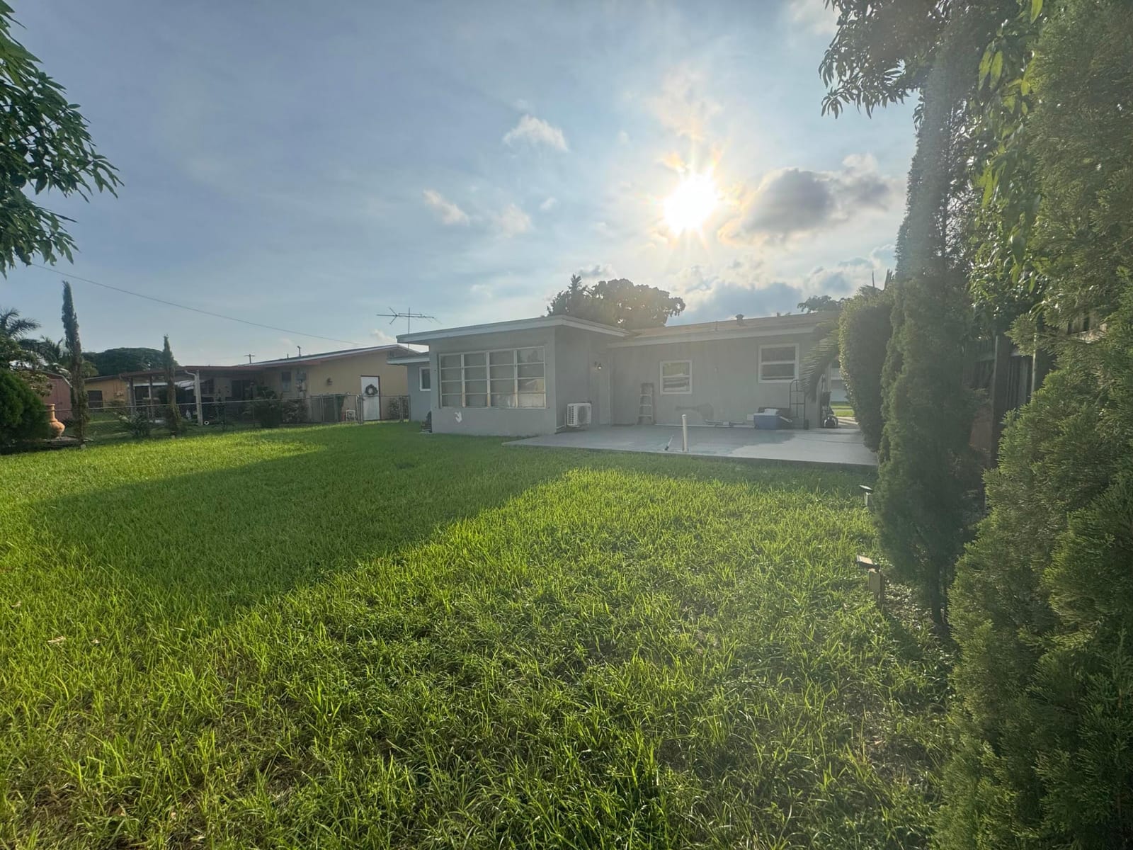 1431 NW 79TH Way, Pembroke Pines, FL 33024 photo 2