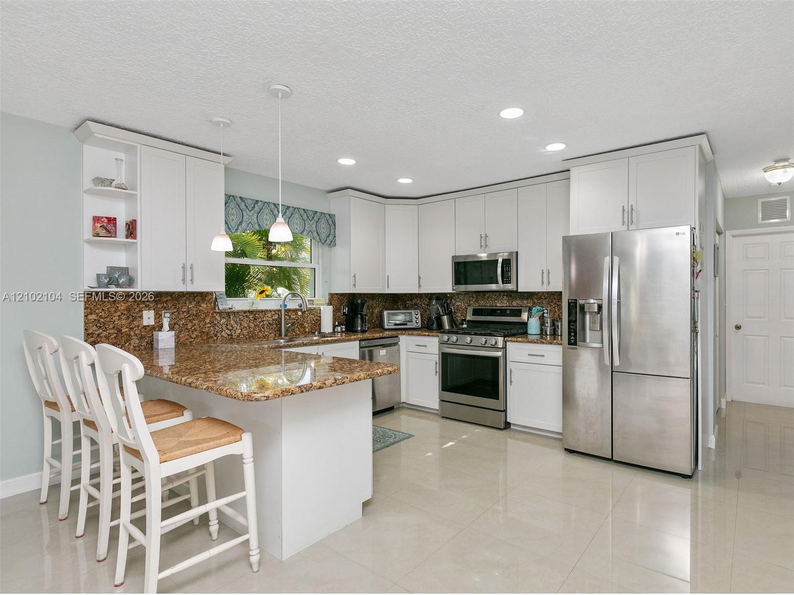 20565 SW 80th Place — photo 3