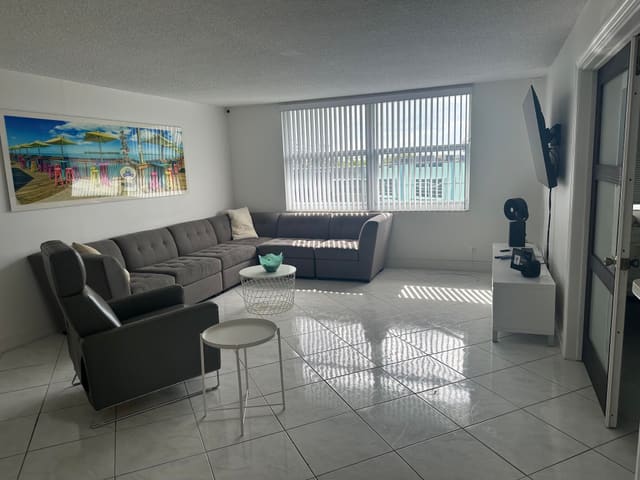 1424 SE 15TH Street 51, Fort Lauderdale, FL 33316