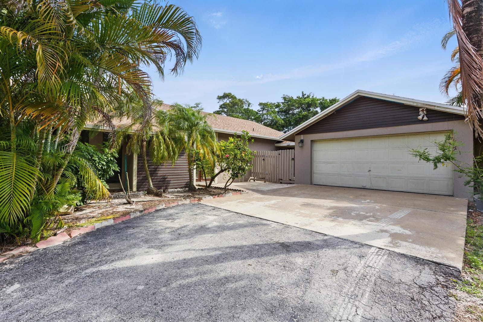 16319 E BURNS Drive E A — photo 10
