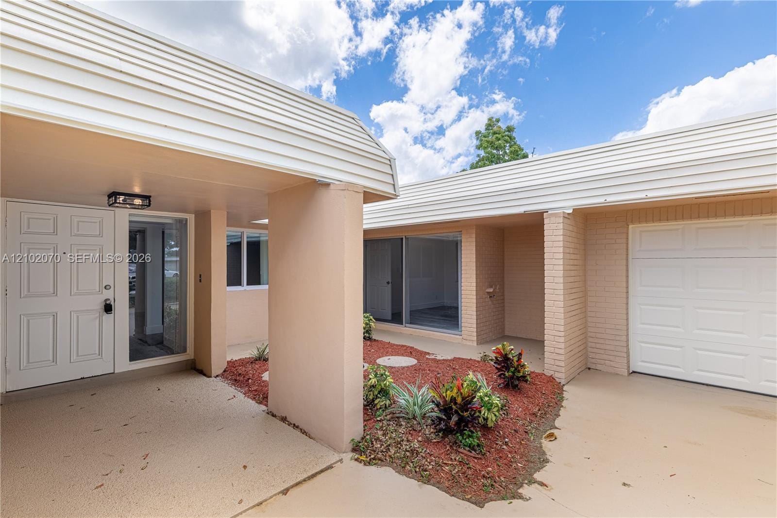 5201 Yellow Pine Lane, Tamarac, FL 33319 photo 3