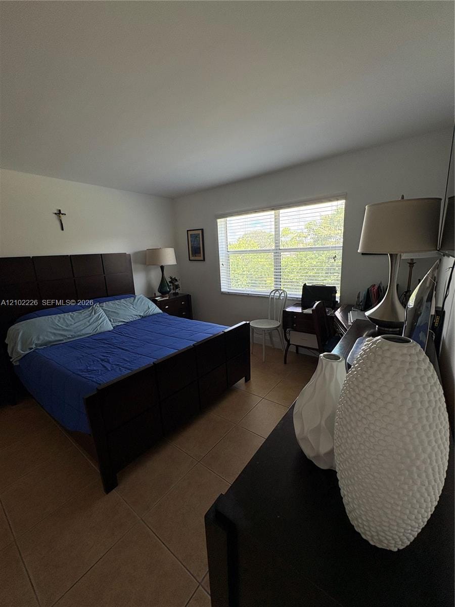 9641 Sunrise Lakes Boulevard 203, Sunrise, FL 33322 photo 23