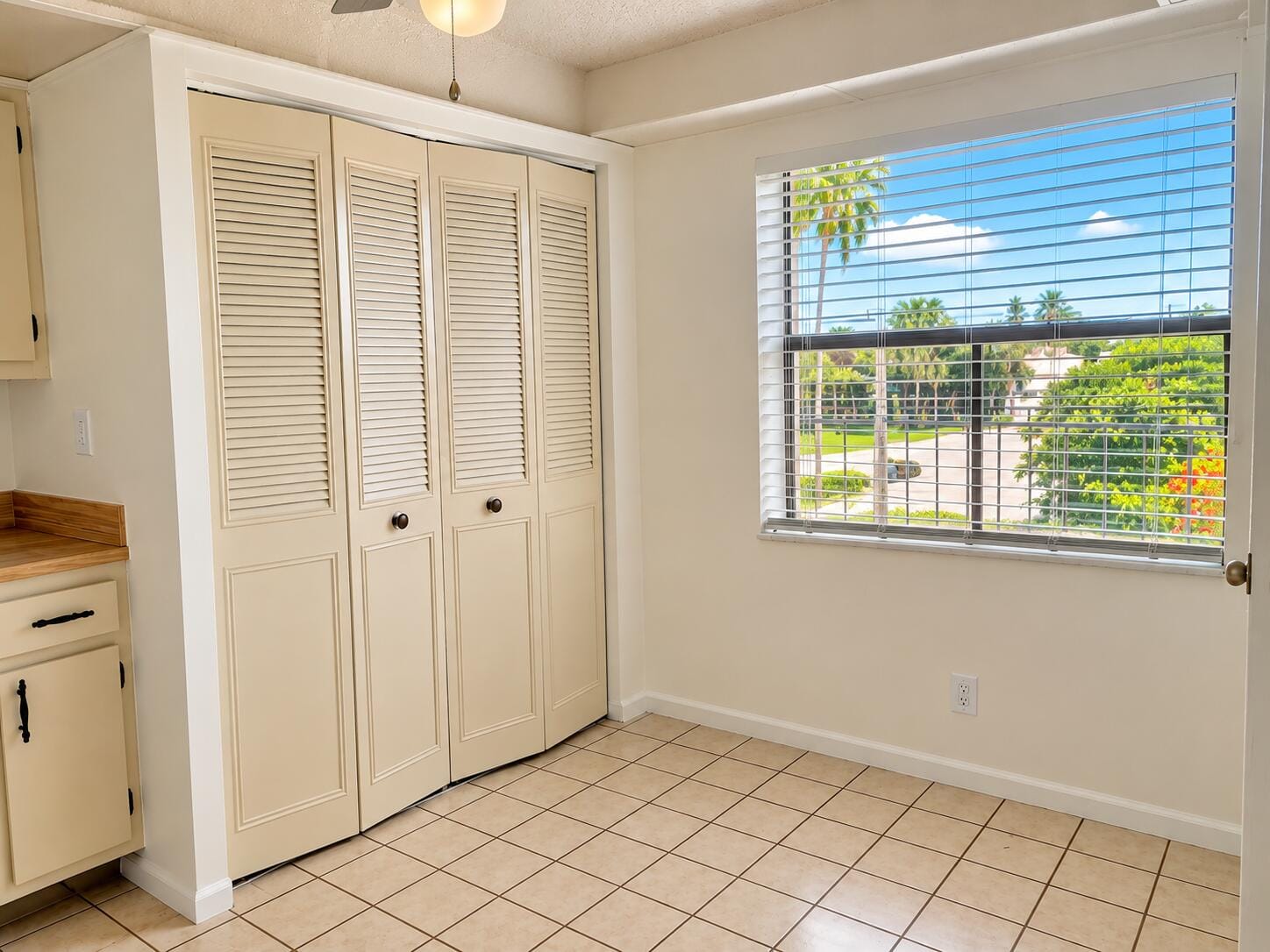 357 N Rock Island Road 407, Margate, FL 33063 photo 8
