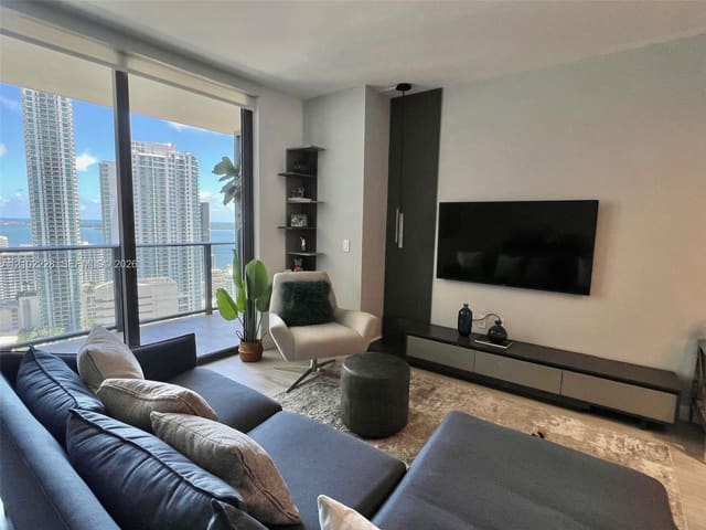 45 SW 9th Street 2702, Miami, FL 33130