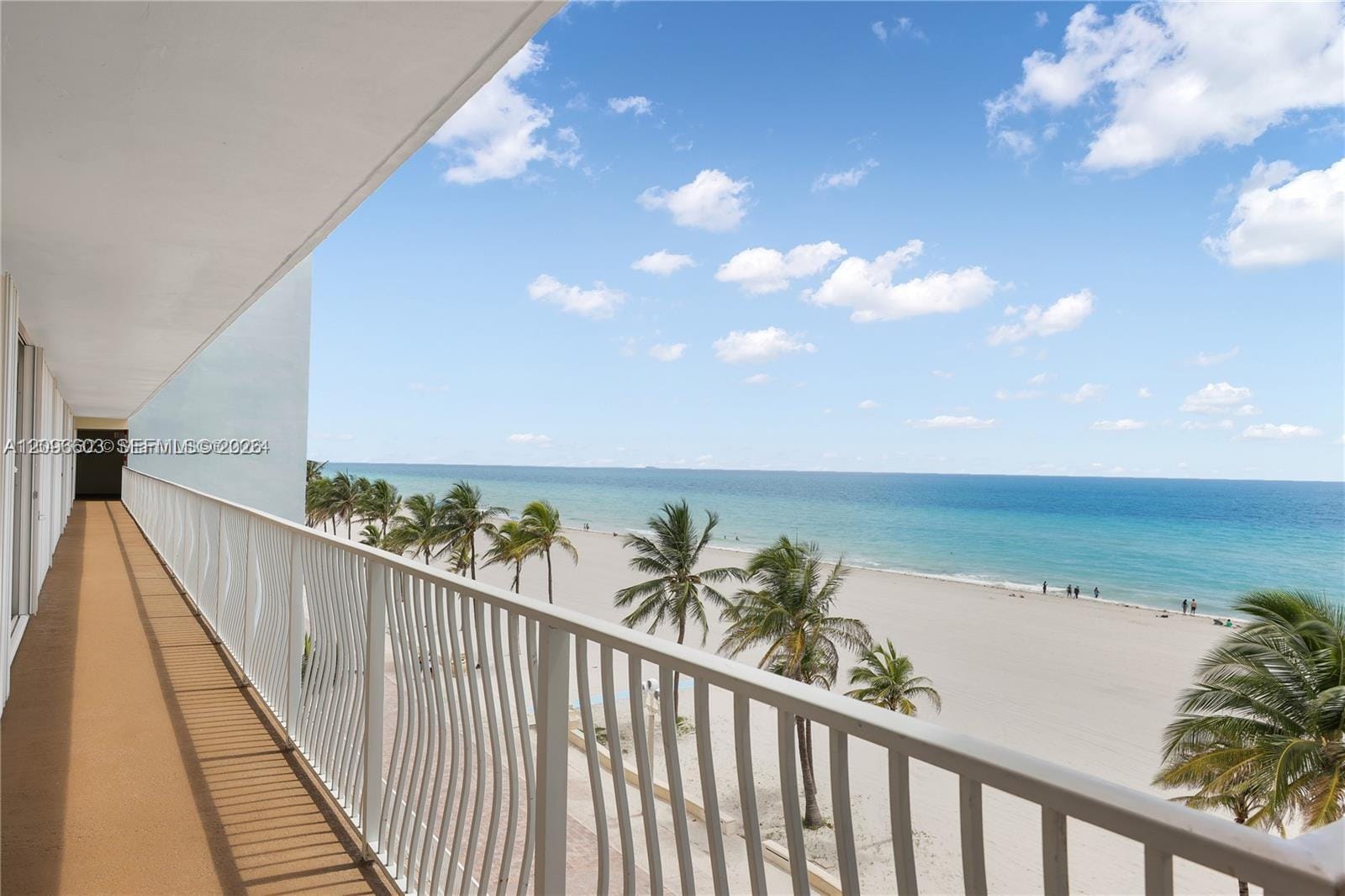 300 Oregon Street 407, Hollywood, FL 33019 photo 2