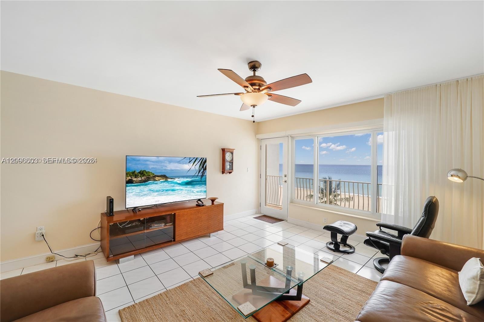 300 Oregon Street 407, Hollywood, FL 33019 photo 5