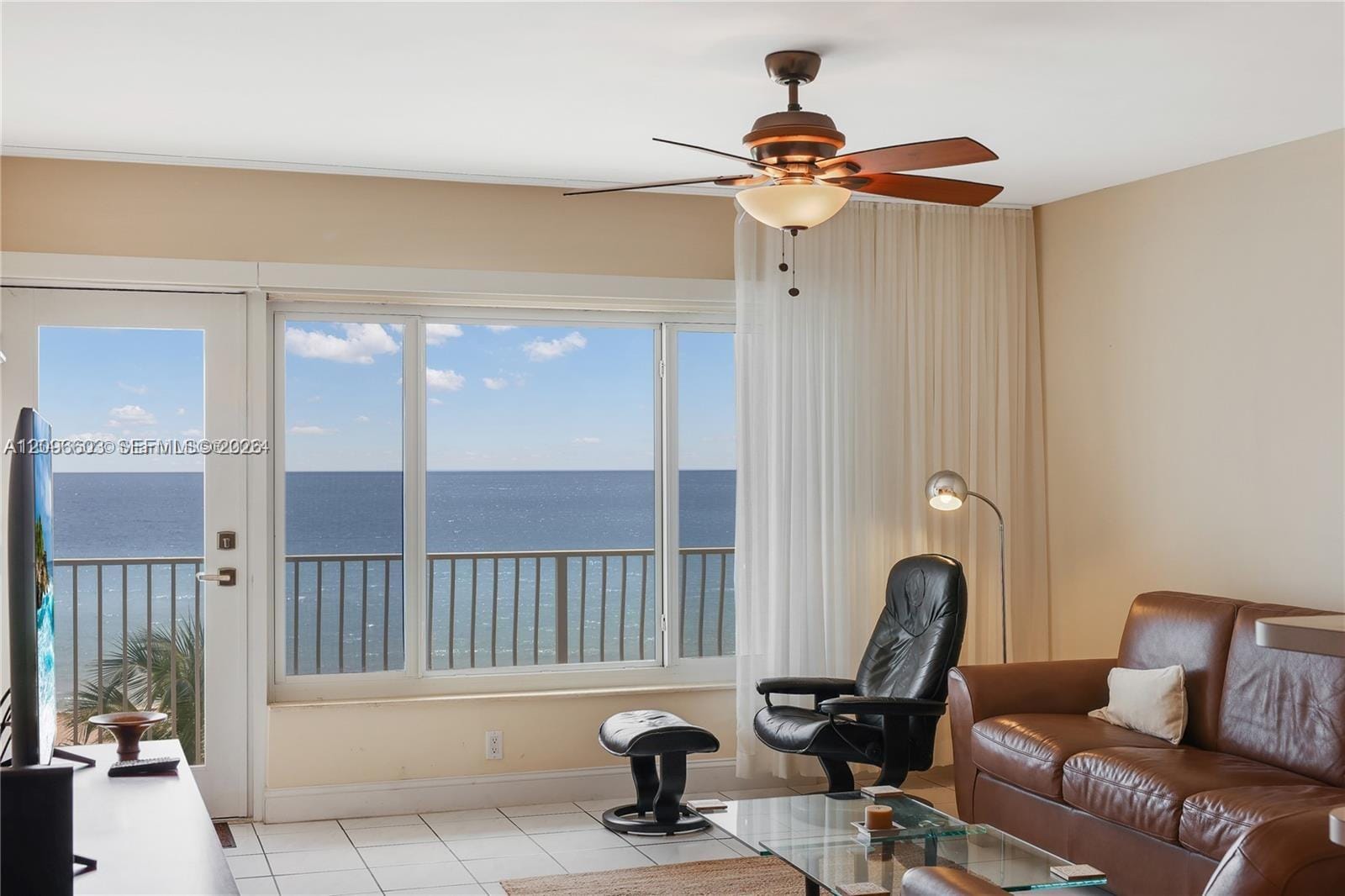 300 Oregon Street 407, Hollywood, FL 33019 photo 6