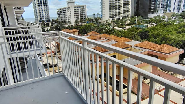 210 174TH Street 808, Sunny Isles Beach, FL 33160