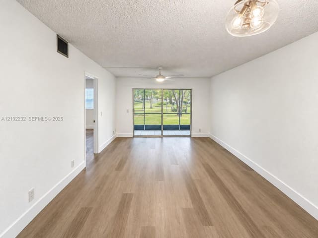 12501 SW 14th Street 101R, Pembroke Pines, FL 33027