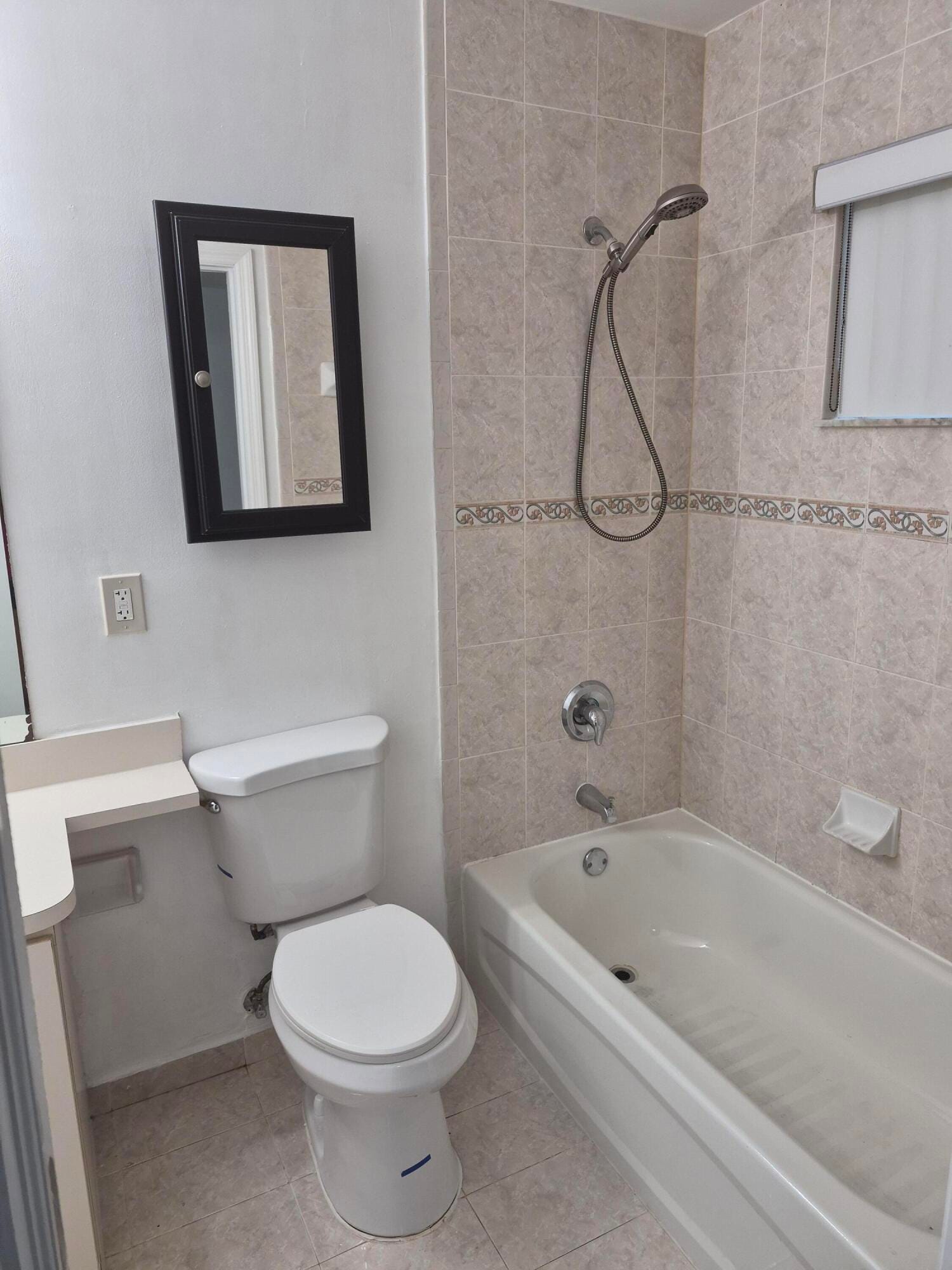 20431 NW 18th Avenue, Miami Gardens, FL 33056 photo 6