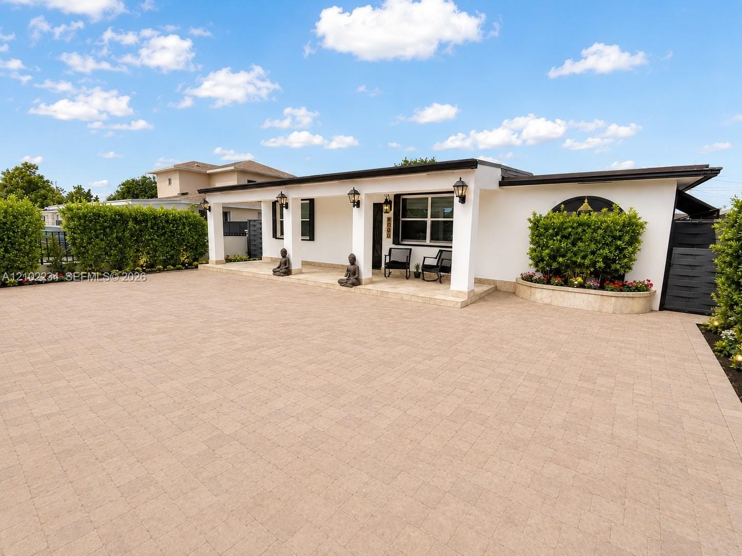 4590 E 9th Lane, Hialeah, FL 33013 photo 3