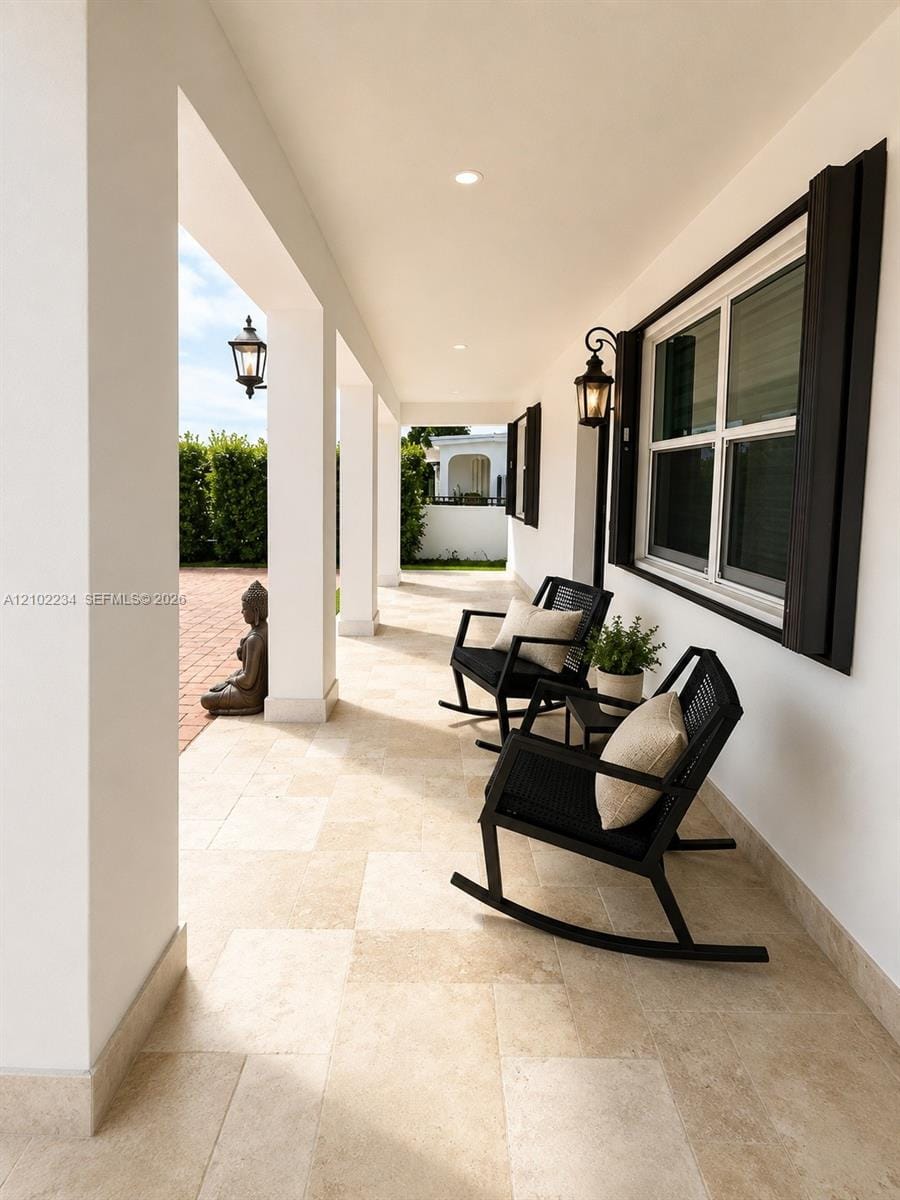 4590 E 9th Lane, Hialeah, FL 33013 photo 4