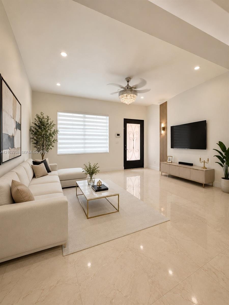 4590 E 9th Lane, Hialeah, FL 33013 photo 7