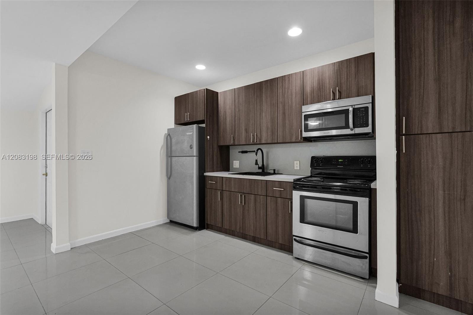 18 NW 45th Street B — photo 10