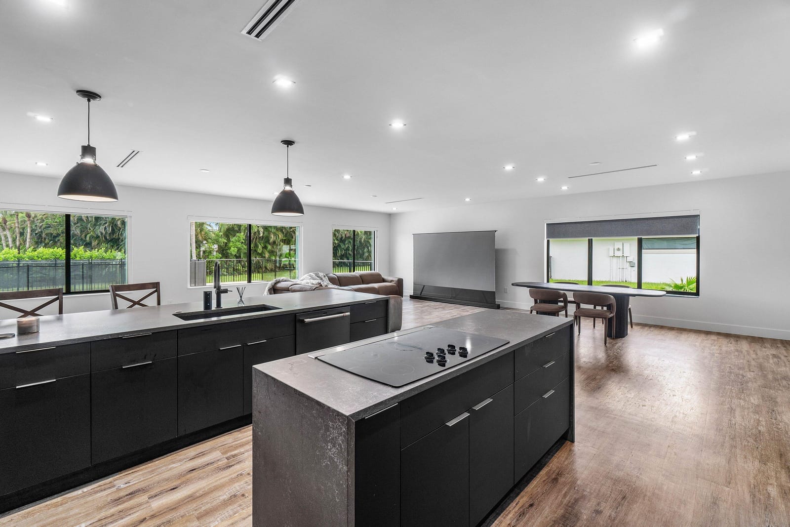 1050 Fairdale Way — photo 11