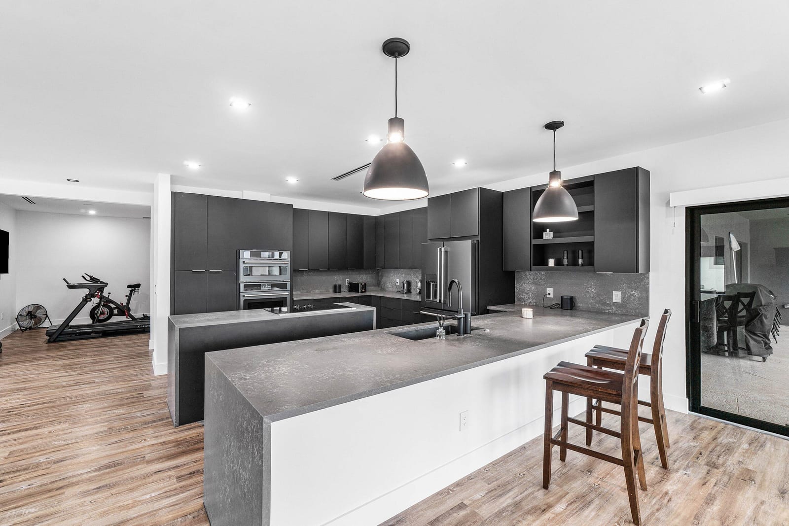 1050 Fairdale Way — photo 6