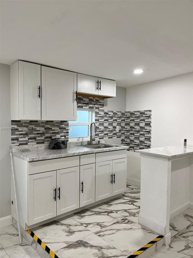 20737 NW 41st Ave Road, Miami Gardens, FL 33055