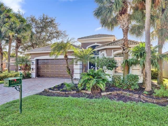 6928 Pisano Drive, Lake Worth, FL 33467