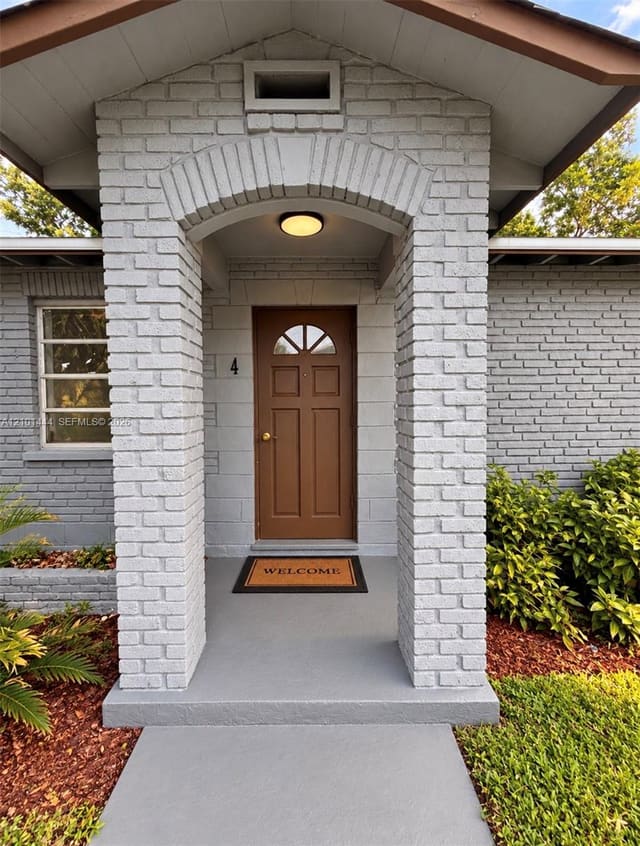 381 NW 43rd Court 4, Oakland Park, FL 33309