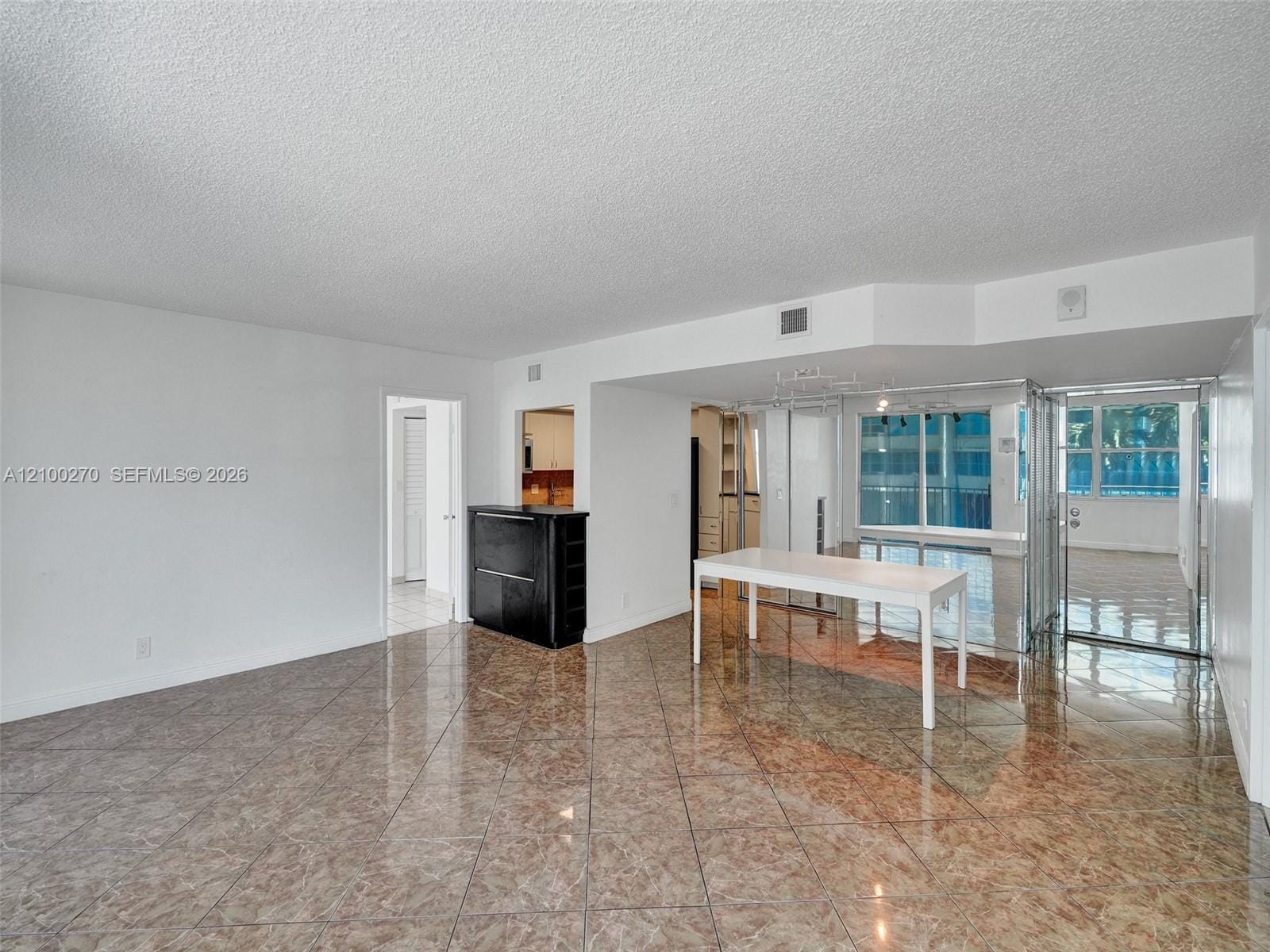 16570 NE 26th Avenue 2C, North Miami Beach, FL 33160 photo 12