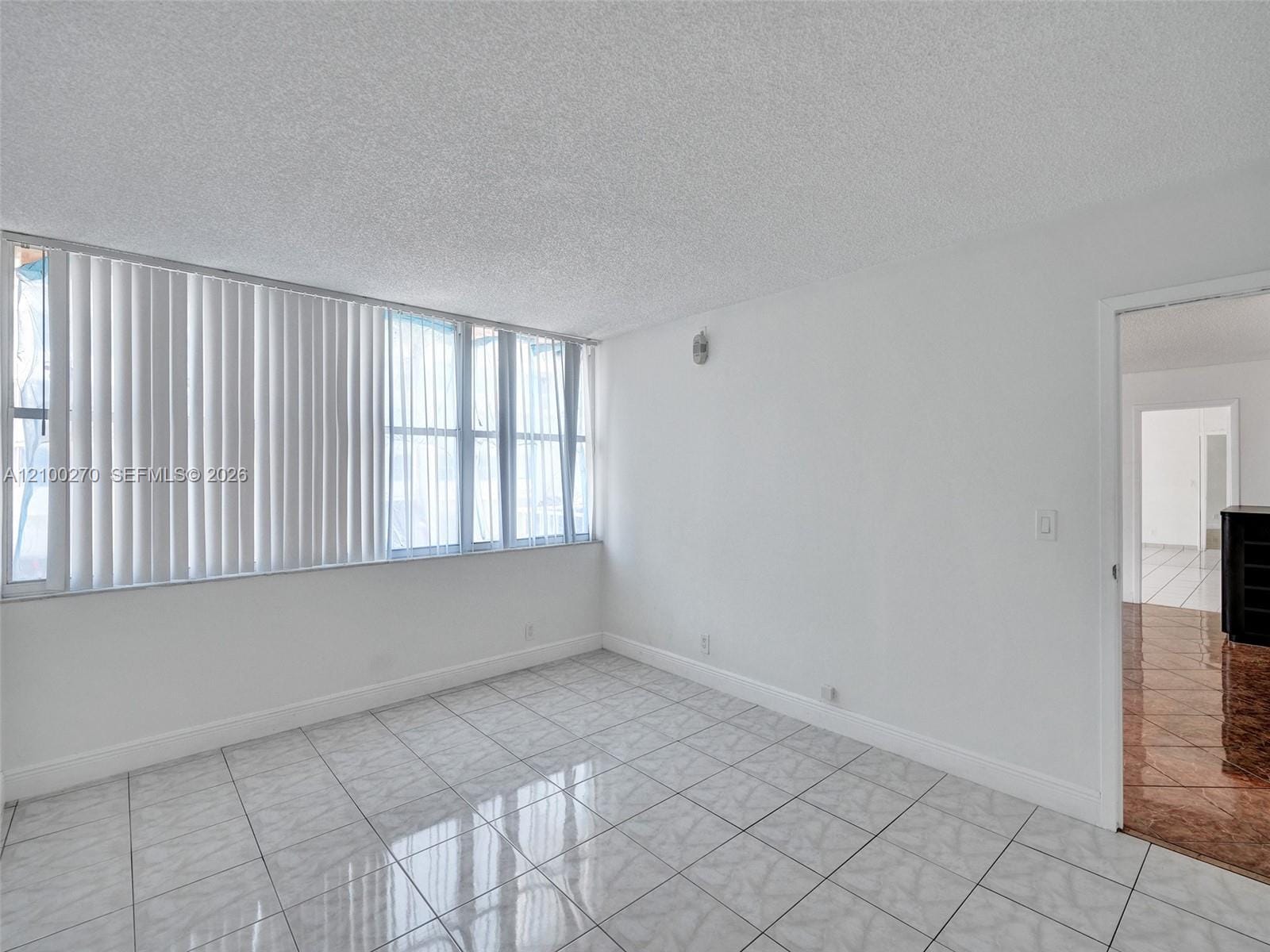 16570 NE 26th Avenue 2C, North Miami Beach, FL 33160 photo 18
