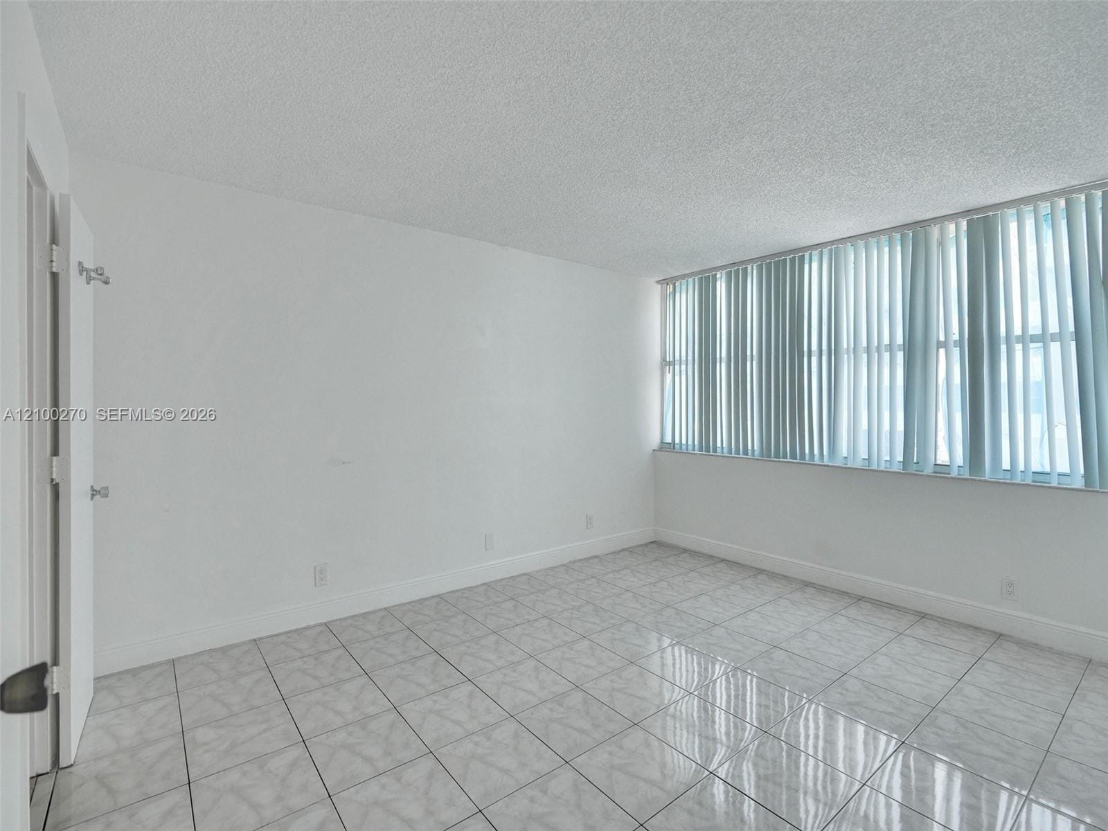 16570 NE 26th Avenue 2C, North Miami Beach, FL 33160 photo 23