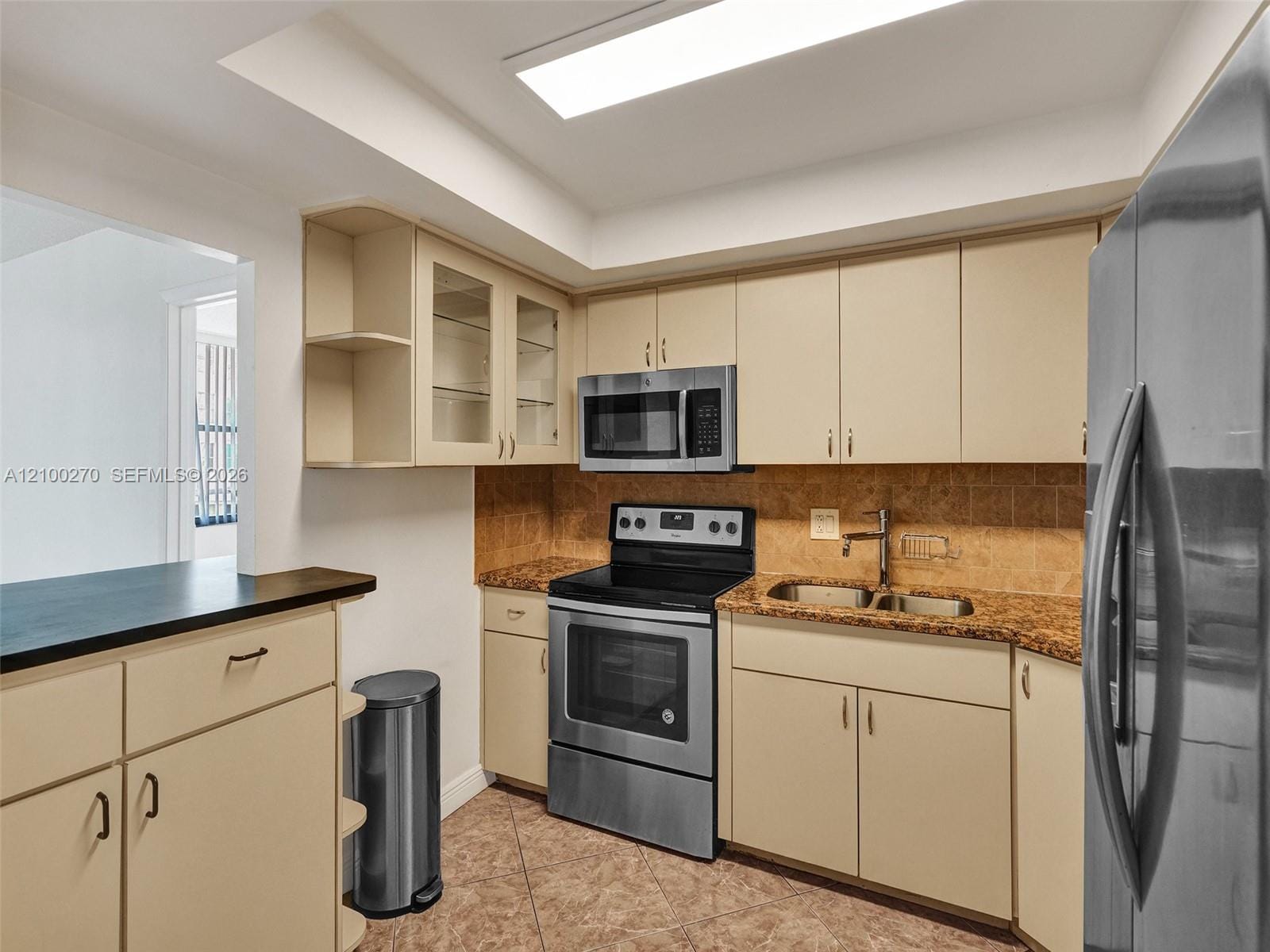16570 NE 26th Avenue 2C, North Miami Beach, FL 33160 photo 8