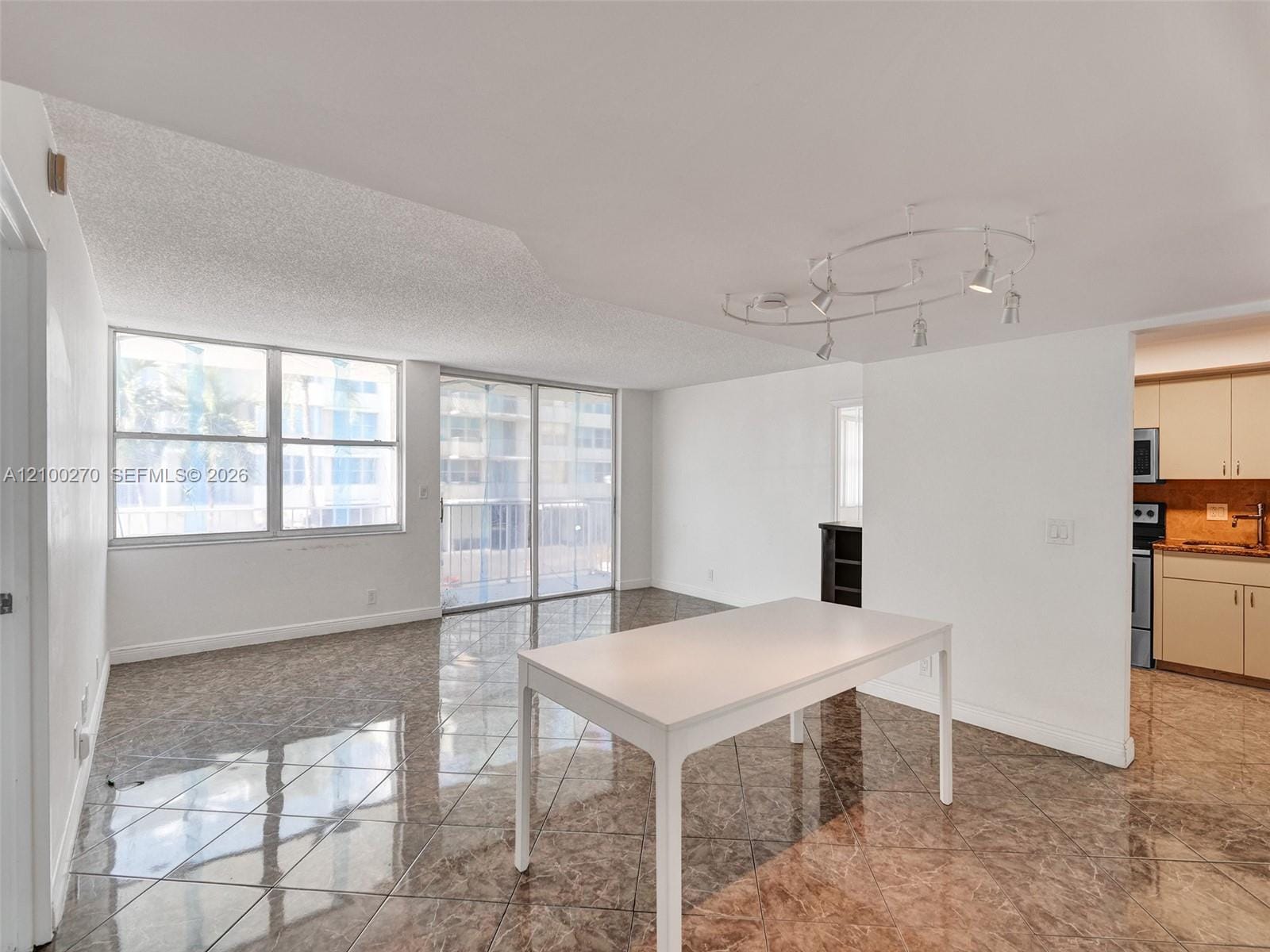 16570 NE 26th Avenue 2C, North Miami Beach, FL 33160 photo 10
