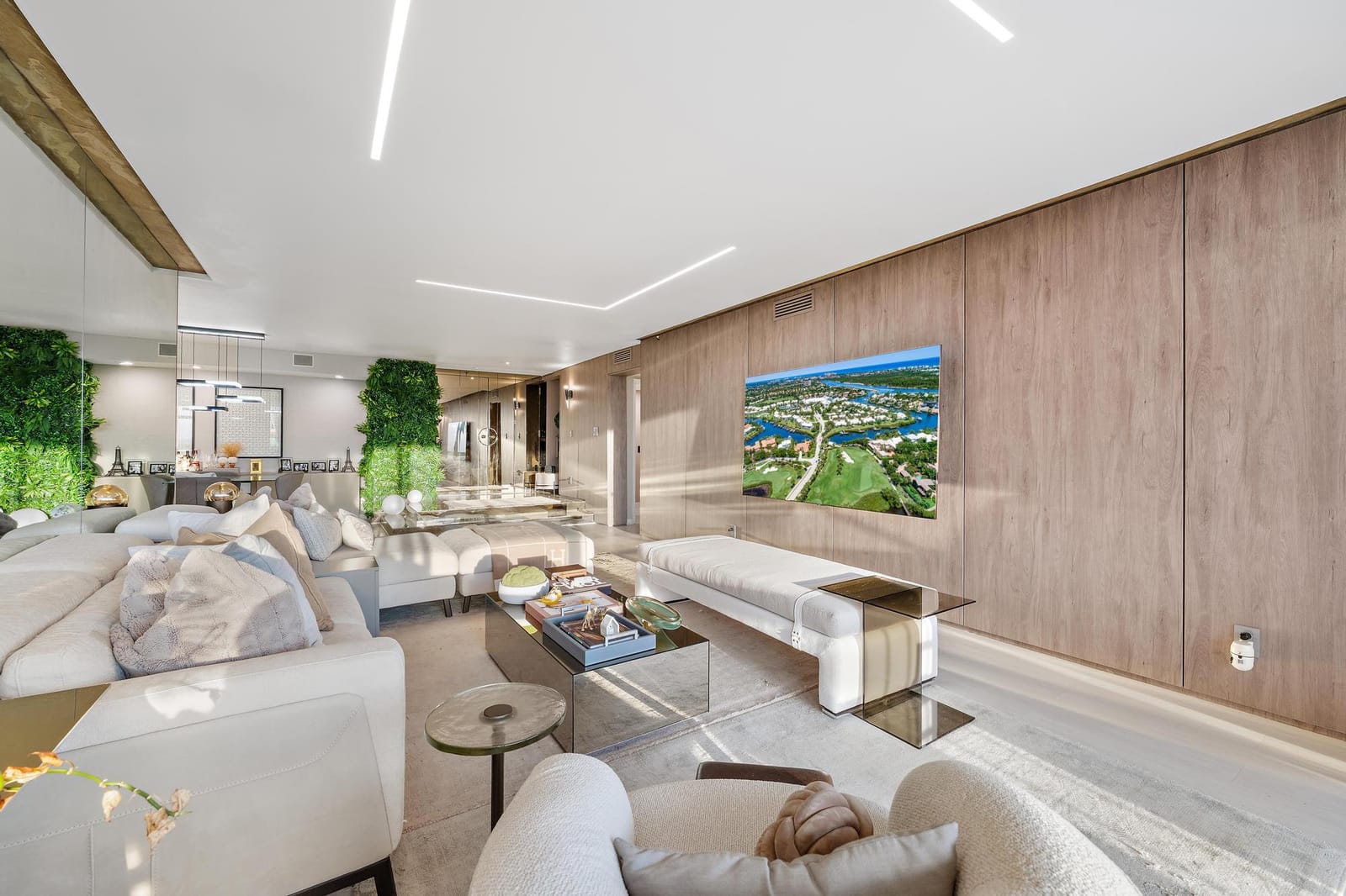 1900 Consulate Place 1205, West Palm Beach, FL 33401 photo 16