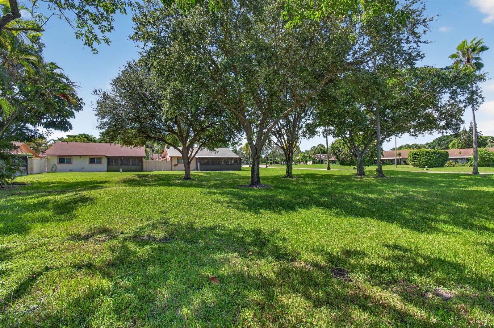 4 Fawlkland Circle, Boynton Beach, FL 33426 photo 17