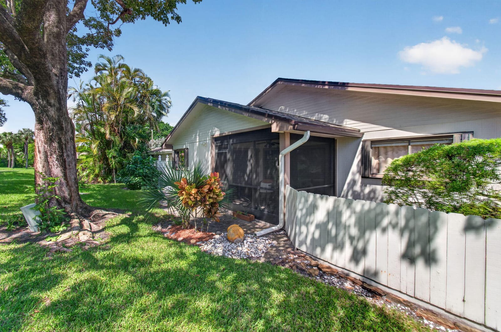 4 Fawlkland Circle, Boynton Beach, FL 33426 photo 18