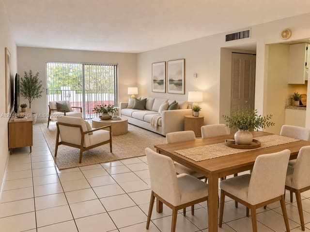 8101 SW 72nd Avenue 318W, Miami, FL 33143