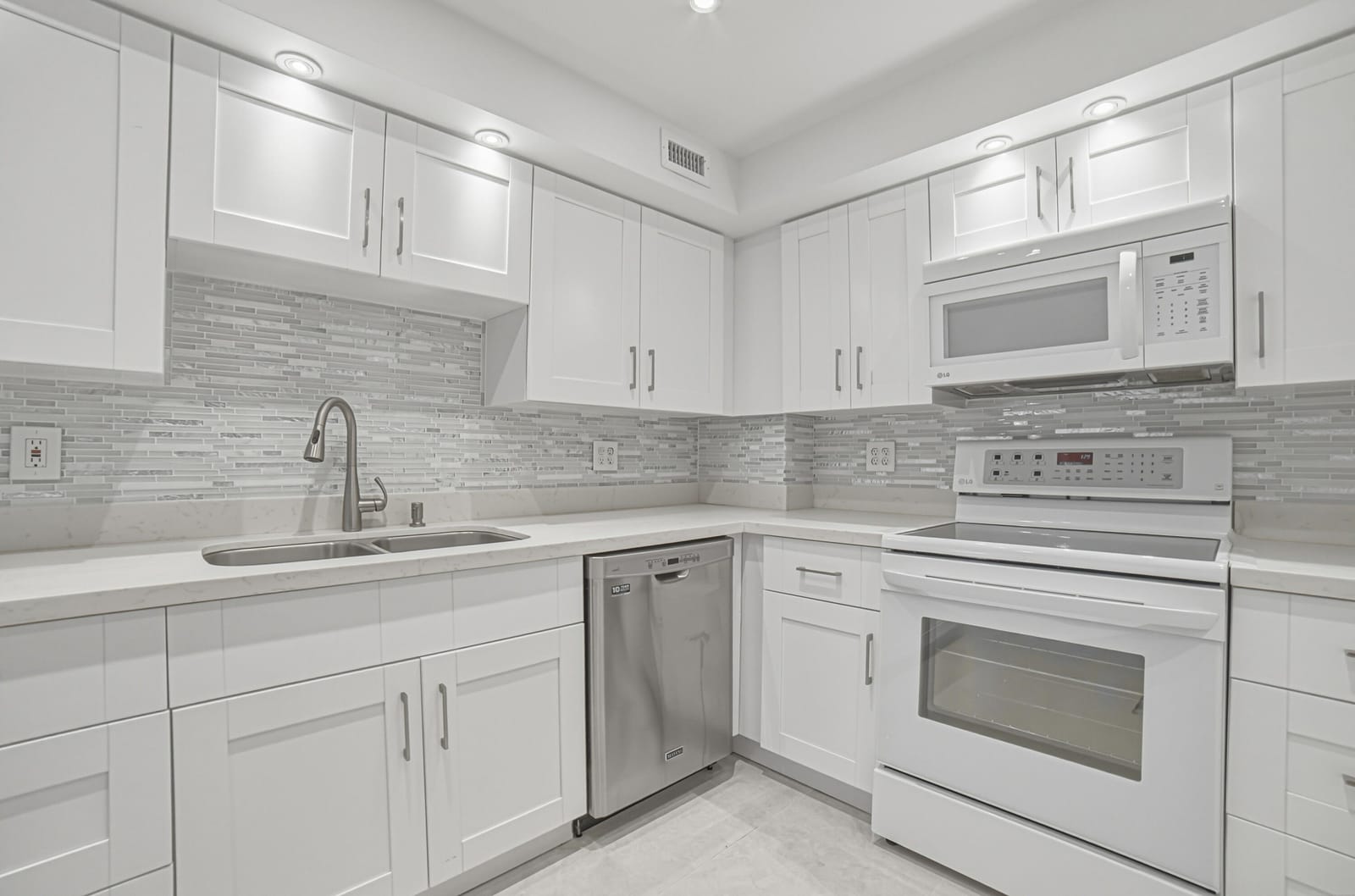3450 S Ocean Boulevard 121, Palm Beach, FL 33480 photo 16