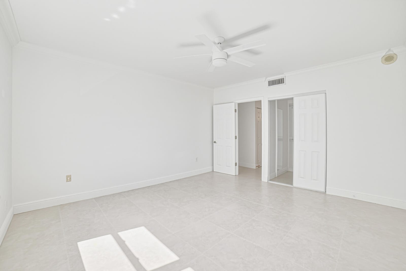 3450 S Ocean Boulevard 121, Palm Beach, FL 33480 photo 23