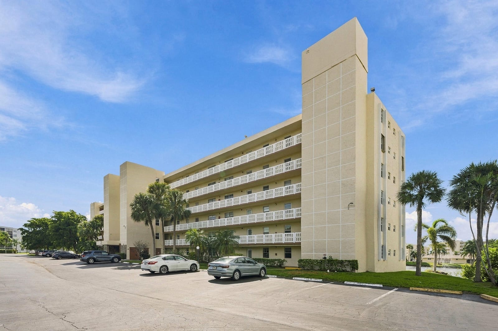 111 SE 3RD Avenue 602, Dania Beach, FL 33004 photo 2