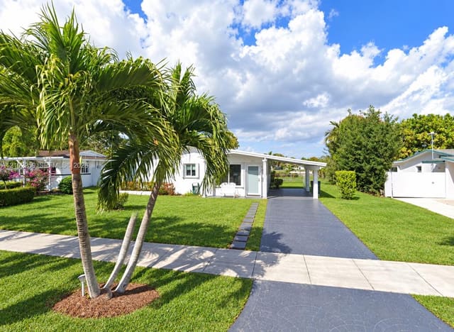 9865 SW 80th Drive, Miami, FL 33173