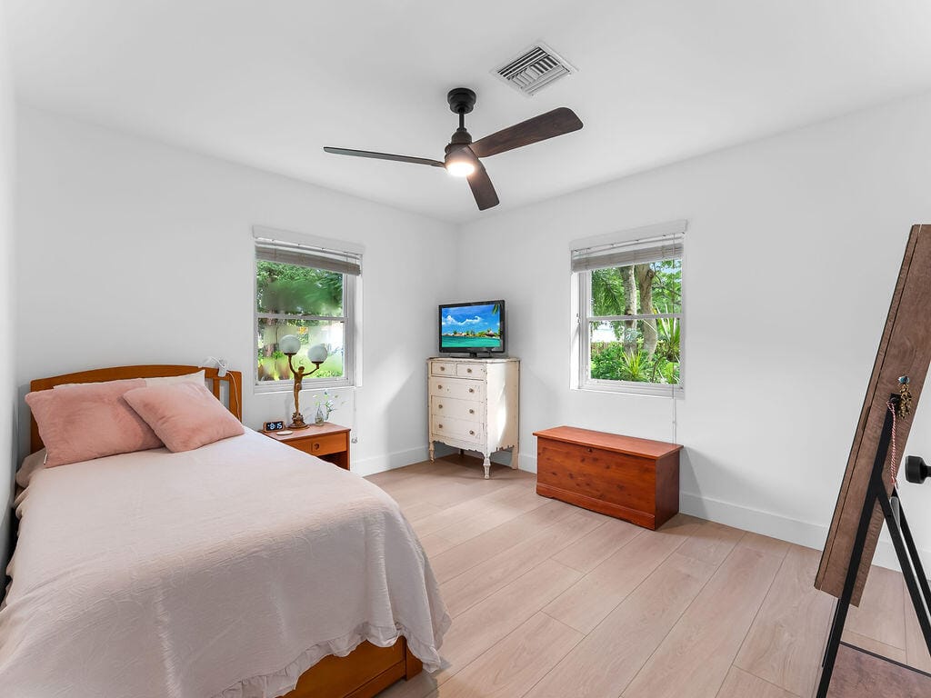 2041 Buena Vista Boulevard, Vero Beach, FL 32960 photo 19