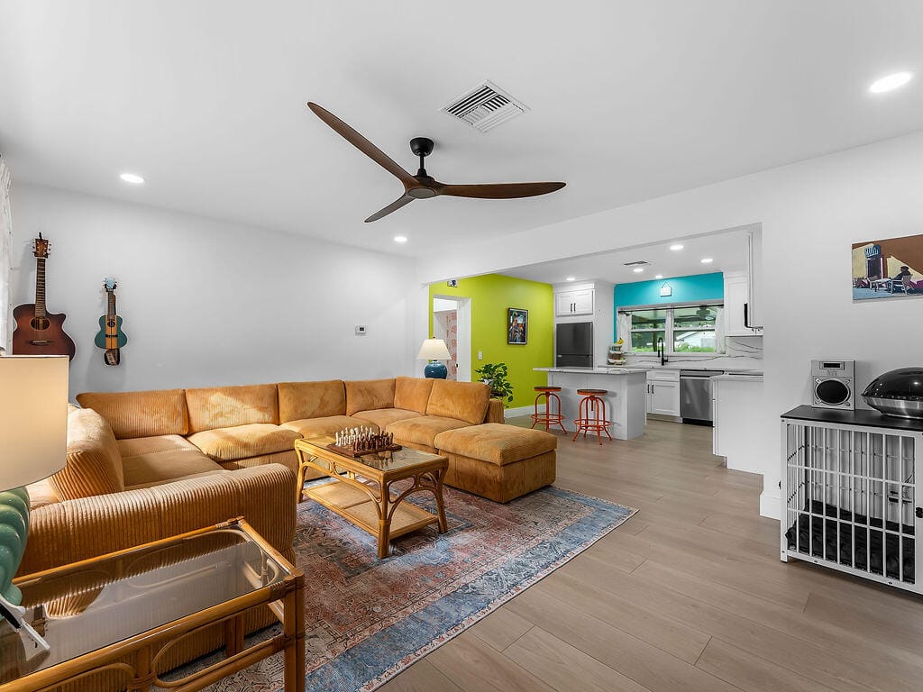 2041 Buena Vista Boulevard — photo 7