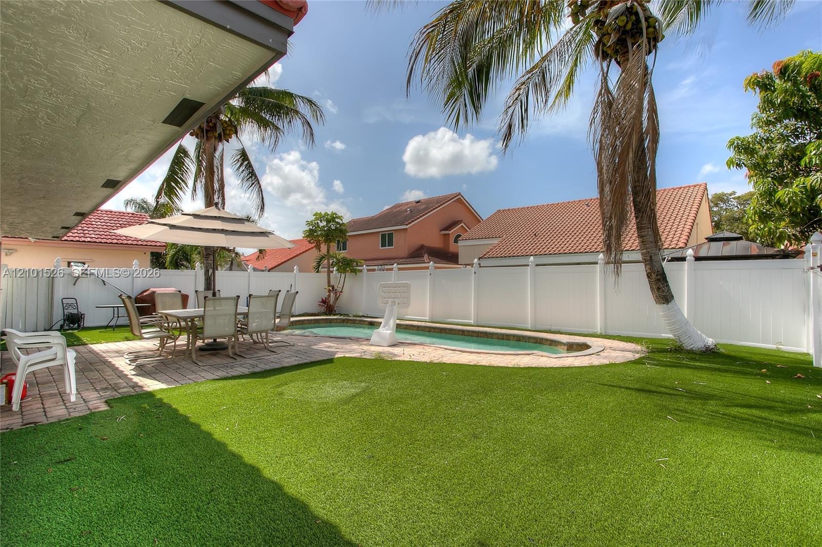 9521 NW 18th Manor — photo 5