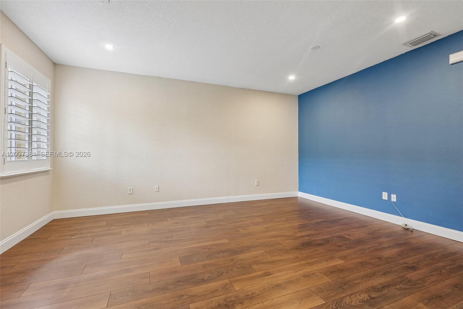 8944 SW 19th Street 907 — photo 3