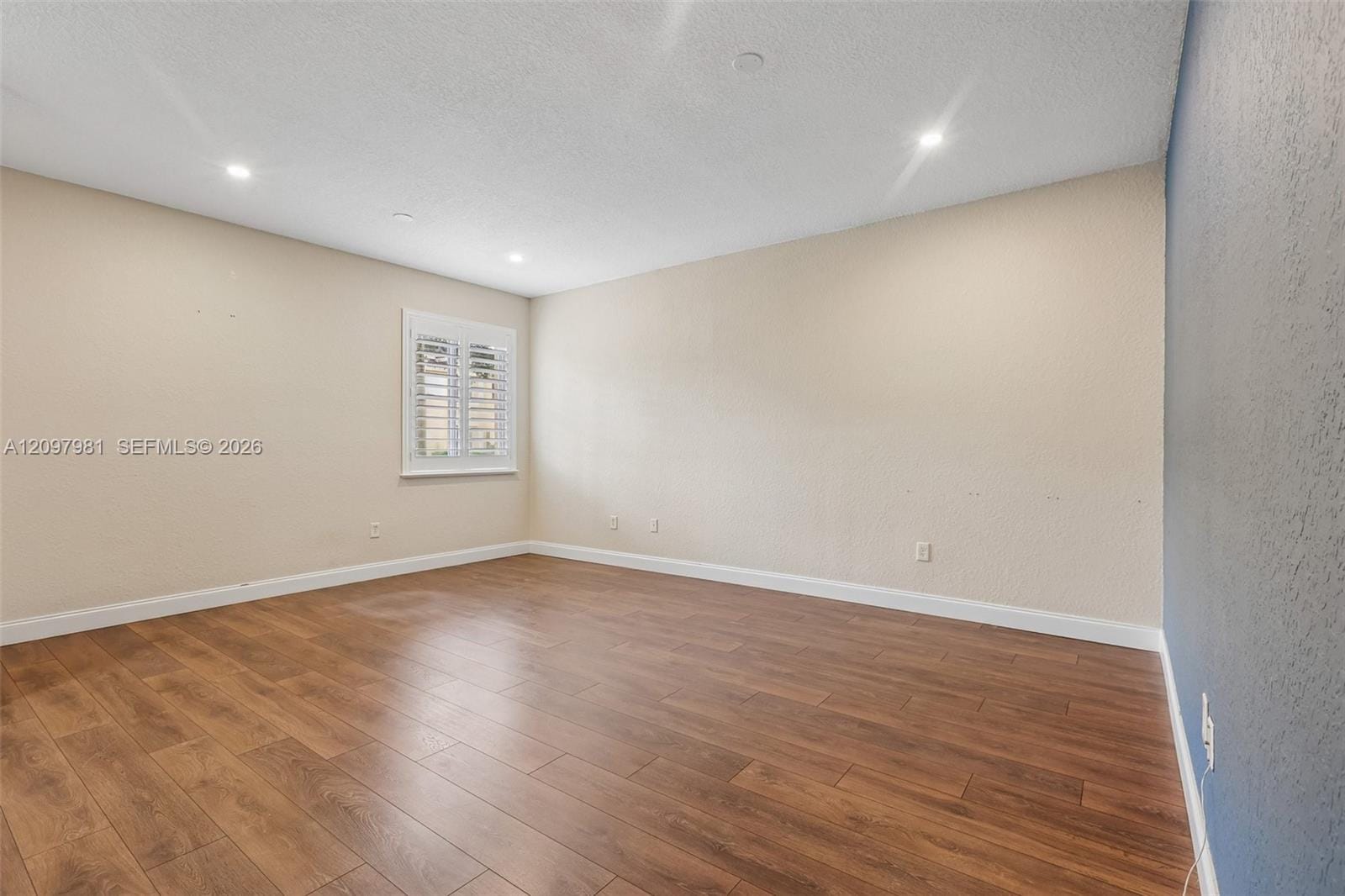 8944 SW 19th Street 907 — photo 5