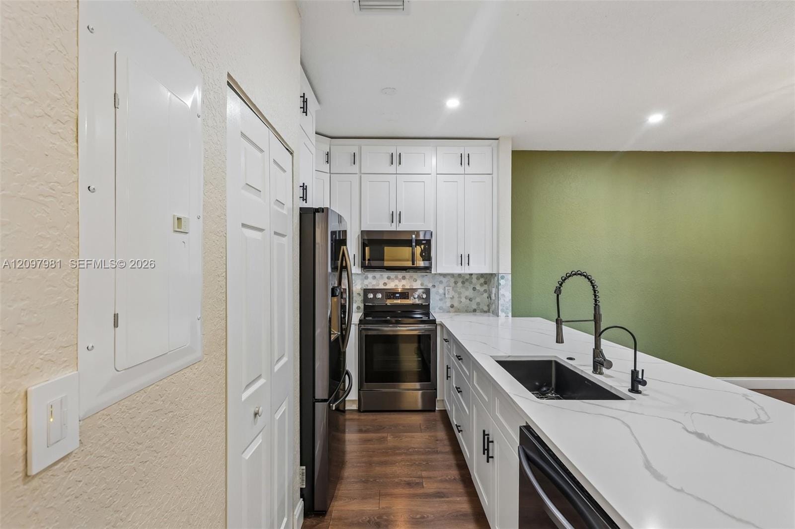 8944 SW 19th Street 907 — photo 8