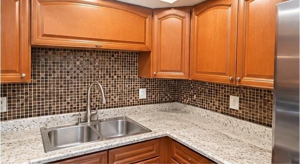 227 CASTLEWOOD Drive 207 — photo 6