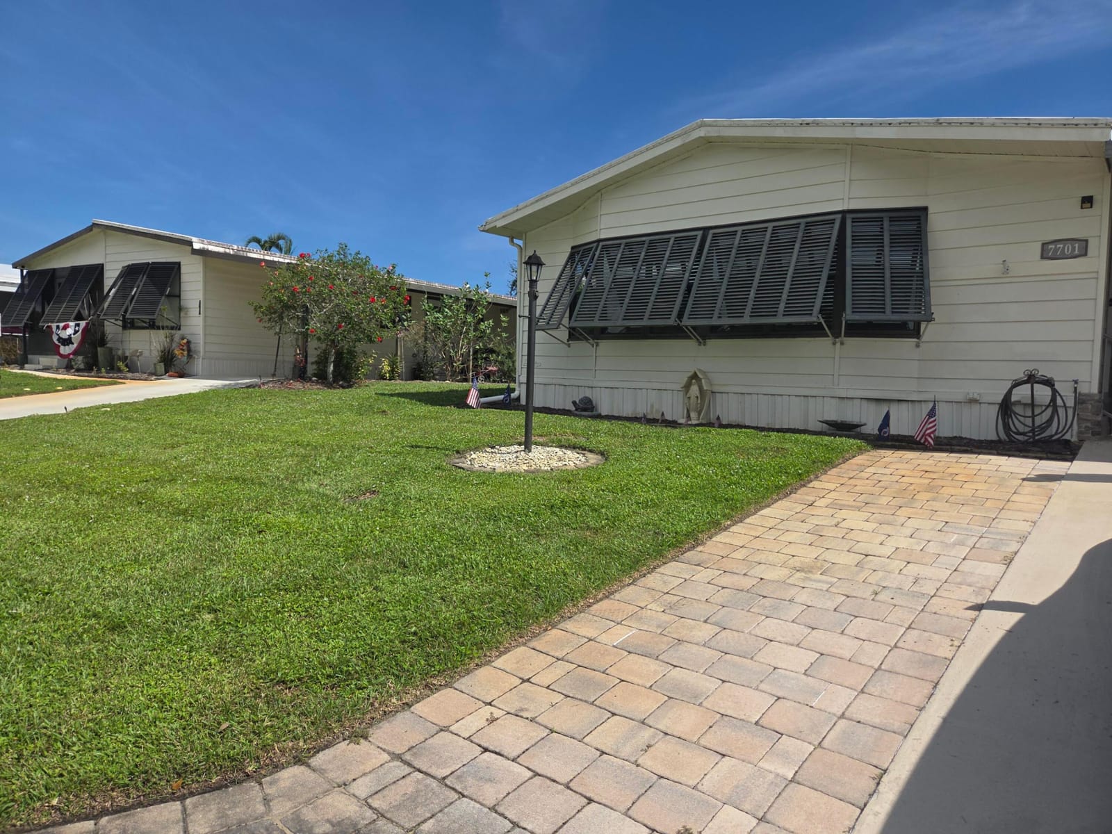 2 bedroom home for sale at 7701 SHENANDOAH, Hobe Sound, FL 33455 — $264,900